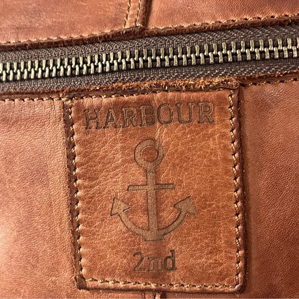 Harbor 2nd Leather crossbody - Picture 4 of 5